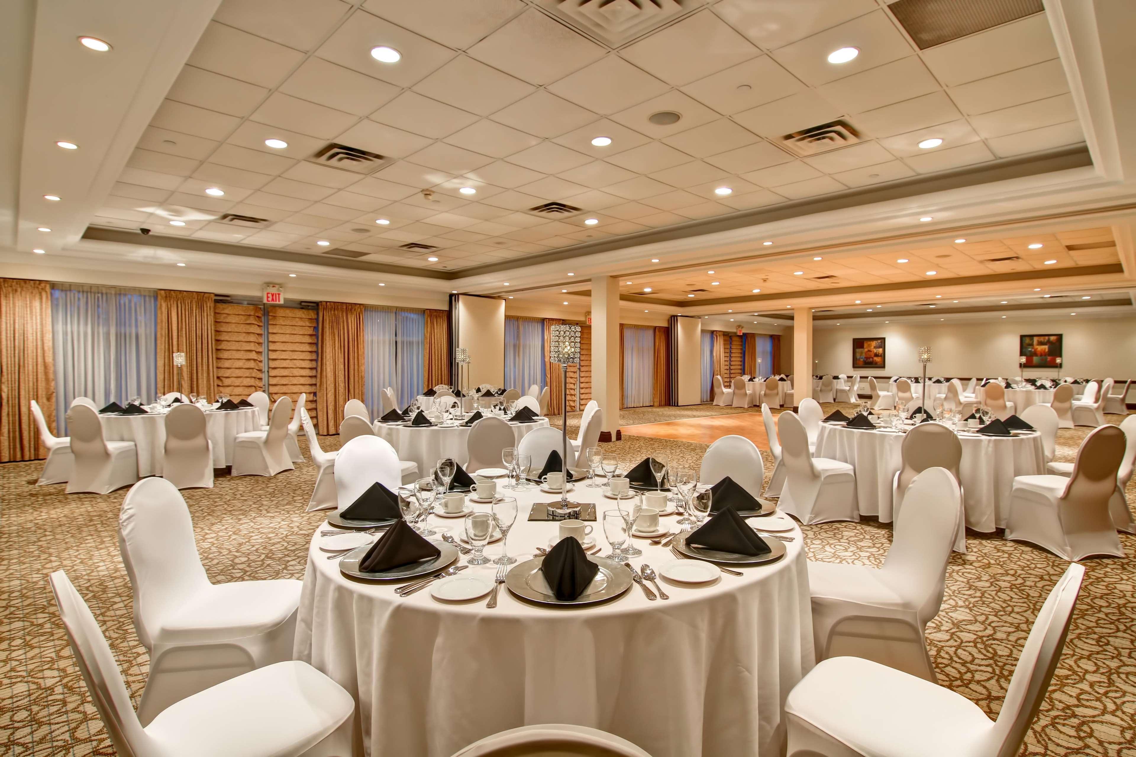 Hilton Garden Inn Toronto/Burlington Exterior foto